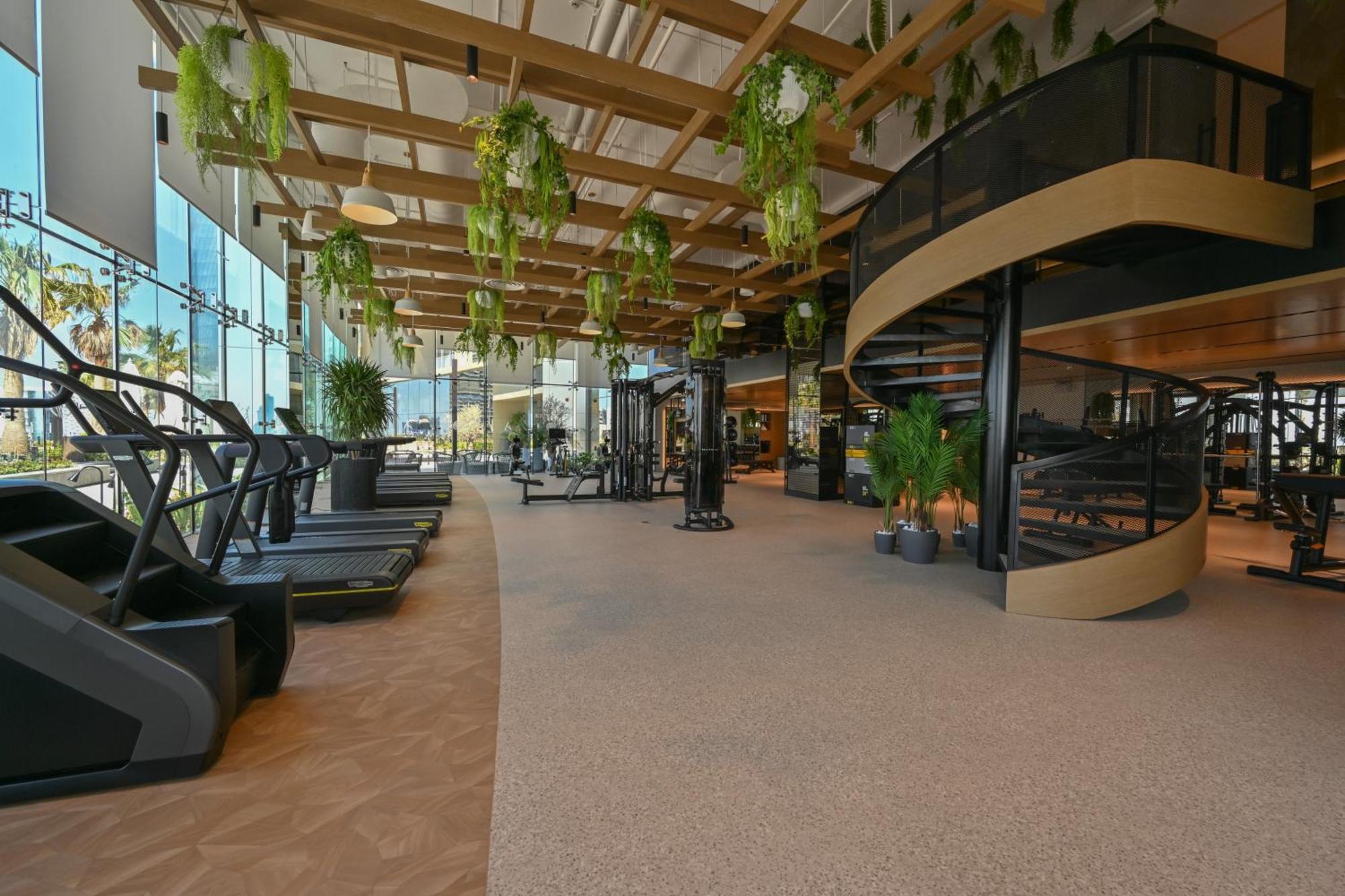 Onyx Rotana Hotel มานามา ภายนอก รูปภาพ The gym at the 1018